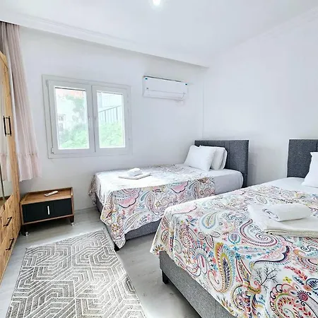 Sea View In Center Ferienhaus Fethiye