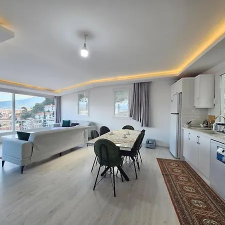 Sea View In Center *